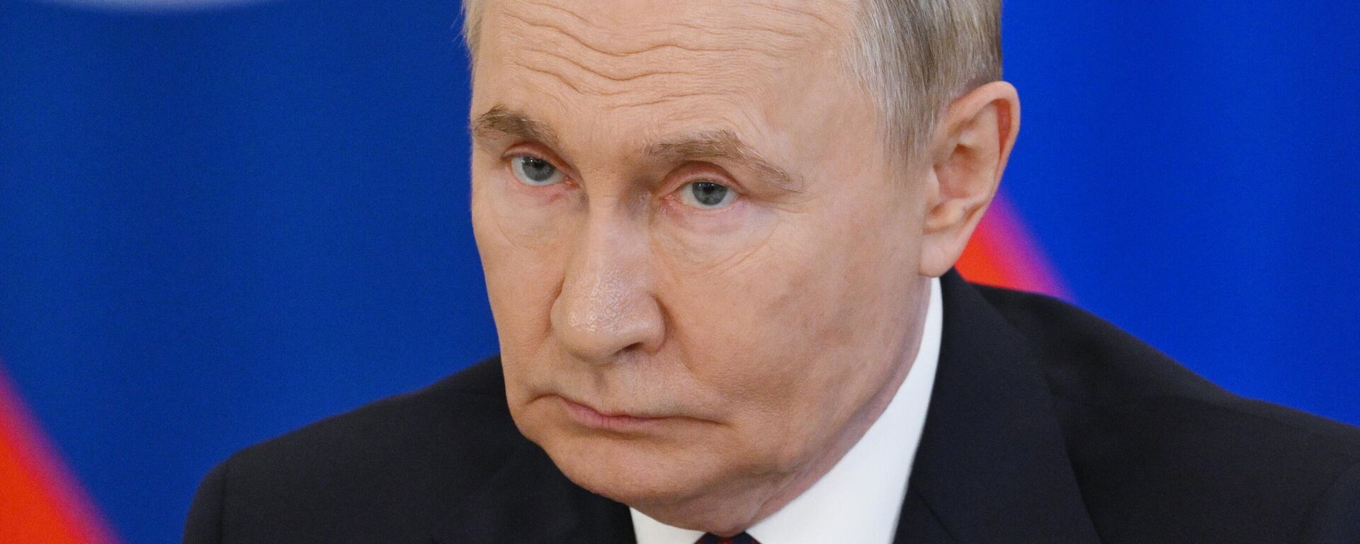 بوتين يشارك في اجتماع قمة منظمة معاهدة الأمن الجماعي في بيشكيك - سبوتنيك عربي, 1920, 27.11.2025