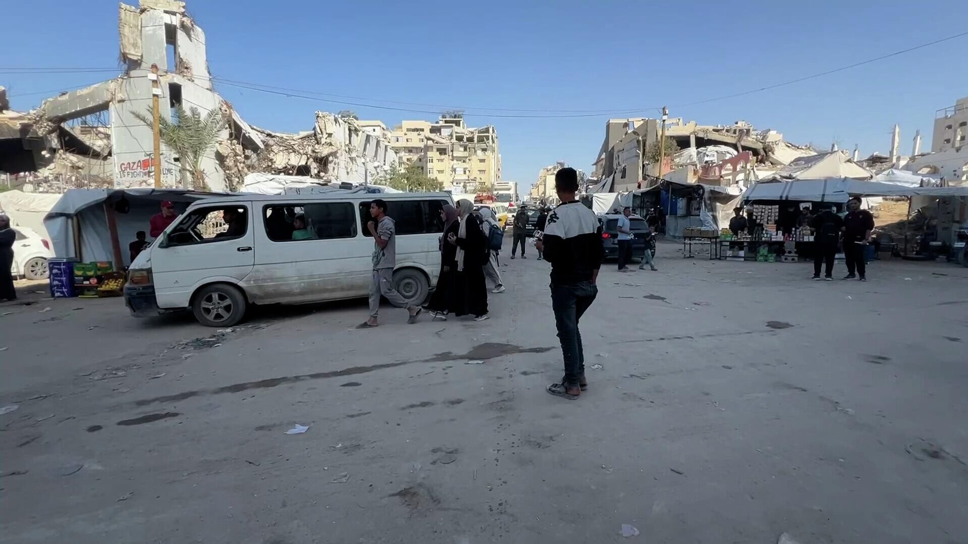 بين التخوف الفلسطيني والخروقات الإسرائيلية ترسم خطة ترامب هيكل غزة الجديدة بين التخوف الفلسطيني والخروقات الإسرائيلية ترسم خطة ترامب هيكل غزة الجديدة - سبوتنيك عربي, 1920, 27.11.2025