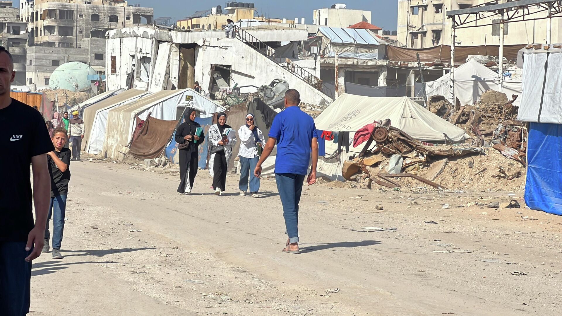 بين التخوف الفلسطيني والخروقات الإسرائيلية ترسم خطة ترامب هيكل غزة الجديدة بين التخوف الفلسطيني والخروقات الإسرائيلية ترسم خطة ترامب هيكل غزة الجديدة - سبوتنيك عربي, 1920, 27.11.2025