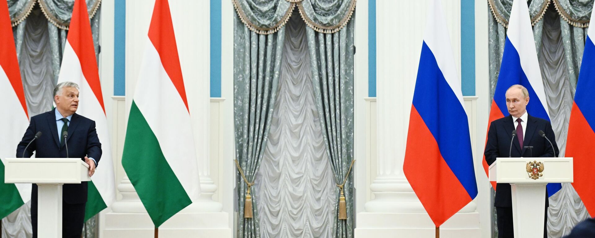 بوتين يعقد محادثات مع  فيكتور أوربان - سبوتنيك عربي, 1920, 28.11.2025