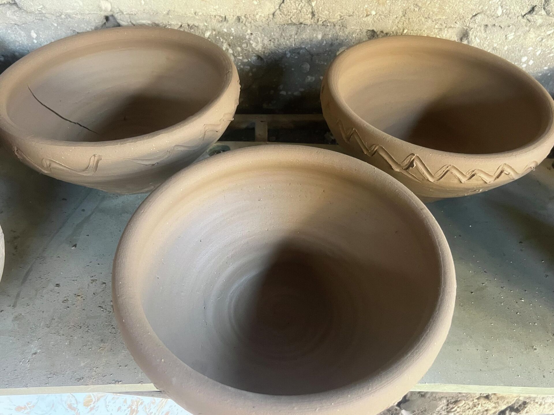 الفخار يستعيد بريقه في غزة وصناعته تزدهر ليكون بديلا للأواني المعدنية التي دمرتها الحرب   - سبوتنيك عربي, 1920, 28.11.2025