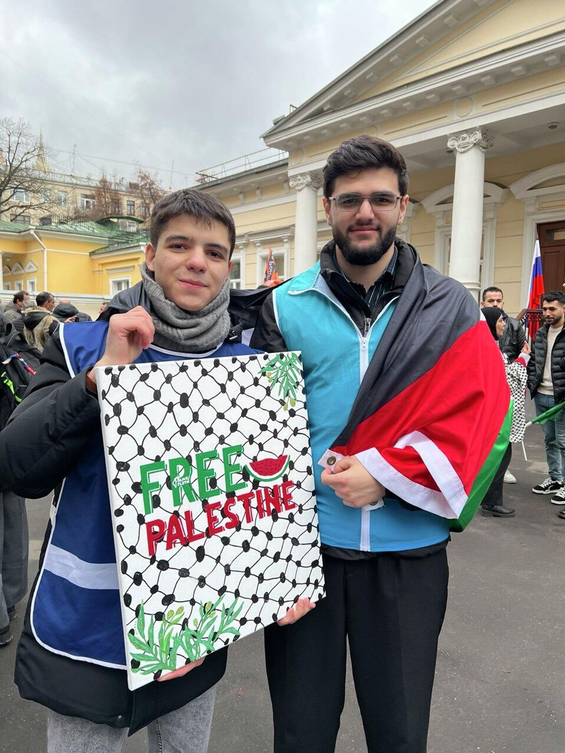 سفارة فلسطين في موسكو تنظم فعالية تضامنية بمشاركتي مواطنين عرب وروس   - سبوتنيك عربي, 1920, 28.11.2025