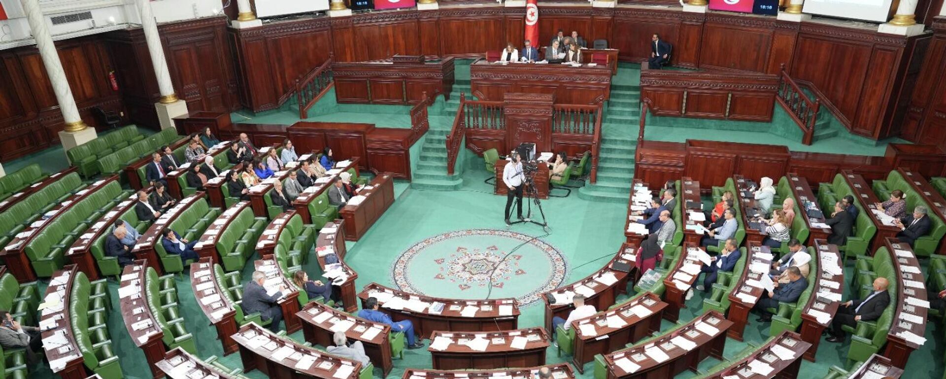 البرلمان التونسي - سبوتنيك عربي, 1920, 28.11.2025