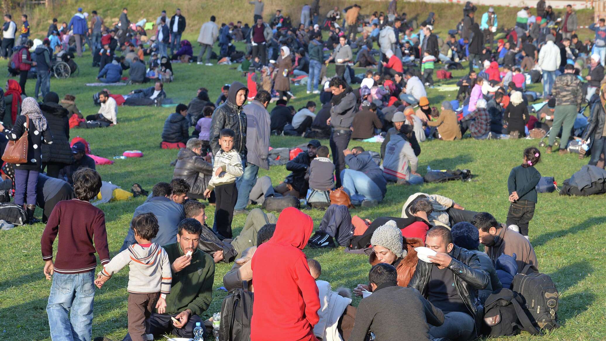 "ترحيل هادئ" يواجه طالبي اللجوء السوريين في ألمانيا بحالات محددة