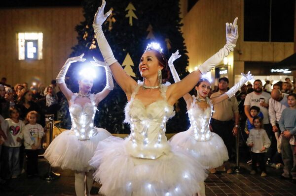 انطلاق فعاليات عيد الميلاد في بيروت، لبنان، 29 نوفمبر/ تشرين الثاني 2025 انطلاق فعاليات عيد الميلاد في بيروت، لبنان، 29 نوفمبر/ تشرين الثاني 2025 - سبوتنيك عربي