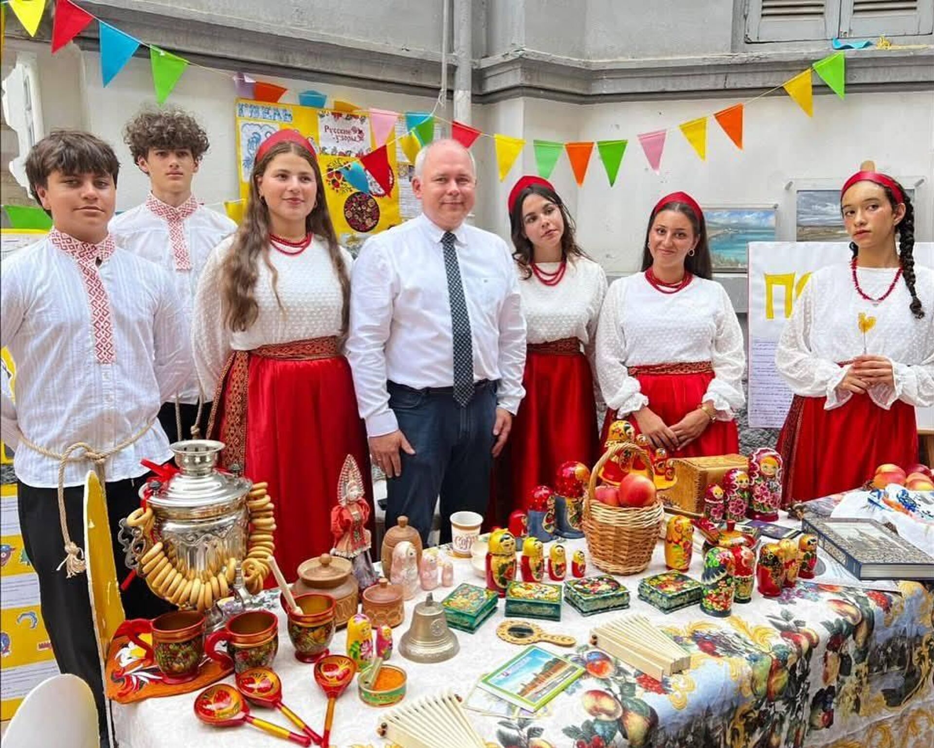 برعاية مصرية.. كرنفال روسي في عيد الوحدة - سبوتنيك عربي, 1920, 30.11.2025