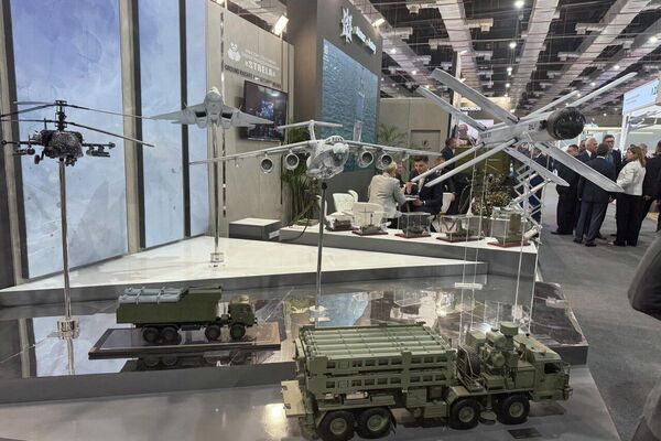 &quot;سبوتنيك&quot; ترصد أخطر الأسلحة الروسية في &quot;إيديكس 2025&quot;.. صور - سبوتنيك عربي