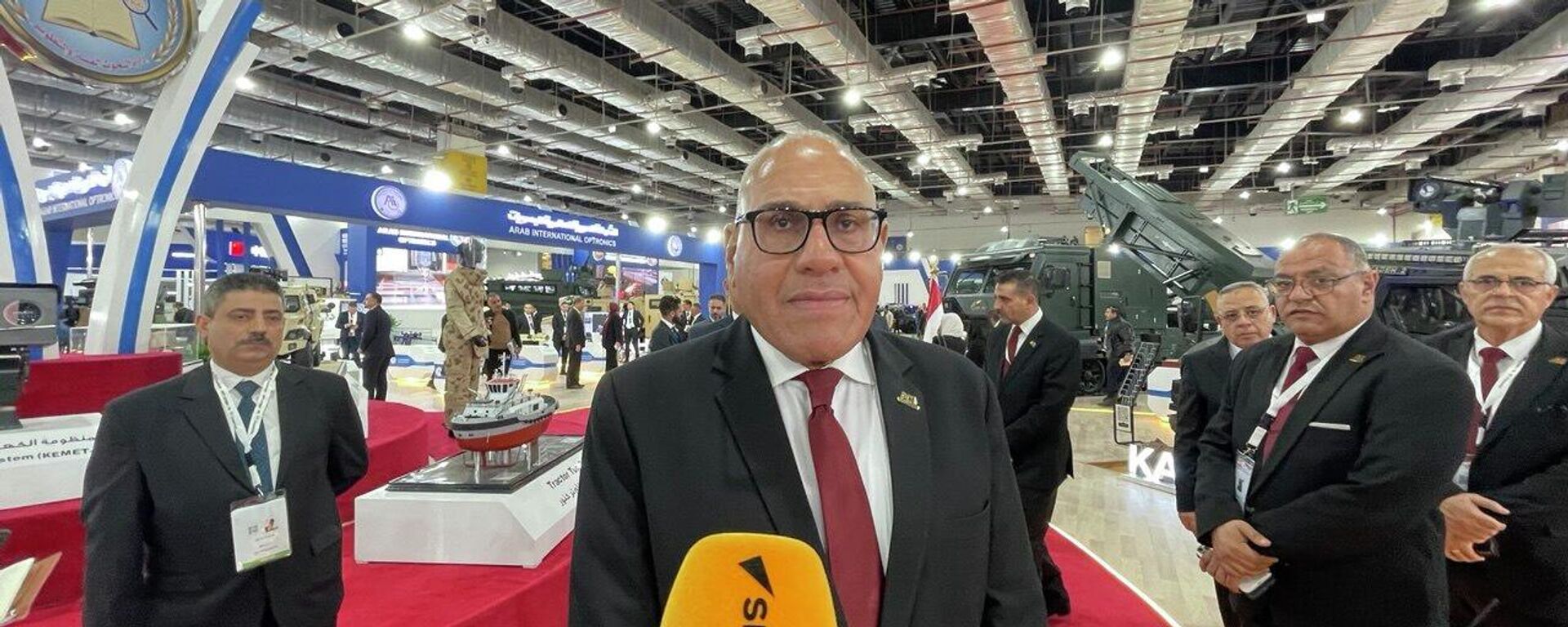 اللواء مختار عبد اللطيف، رئيس مجلس إدارة الهيئة العربية للتصنيع يتحدث عن أهمية النسخة الرابعة من معرض الصناعات الدفاعية إيديكس 2025 - سبوتنيك عربي, 1920, 01.12.2025