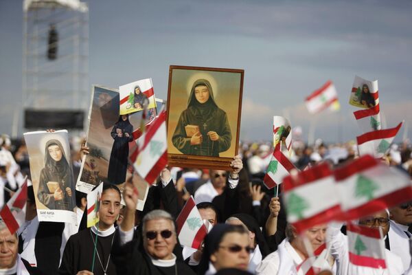 بابا الفاتيكان يختتم زيارته إلى لبنان بقداس حاشد في بيروت بابا الفاتيكان يختتم زيارته إلى لبنان بقداس حاشد في بيروت - سبوتنيك عربي