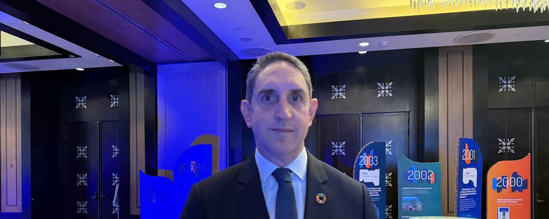  ألبرتو باتشيكو كابيلا، رئيس برنامج البحار الإقليمية في برنامج الأمم المتحدة للبيئة - سبوتنيك عربي, 1920, 02.12.2025