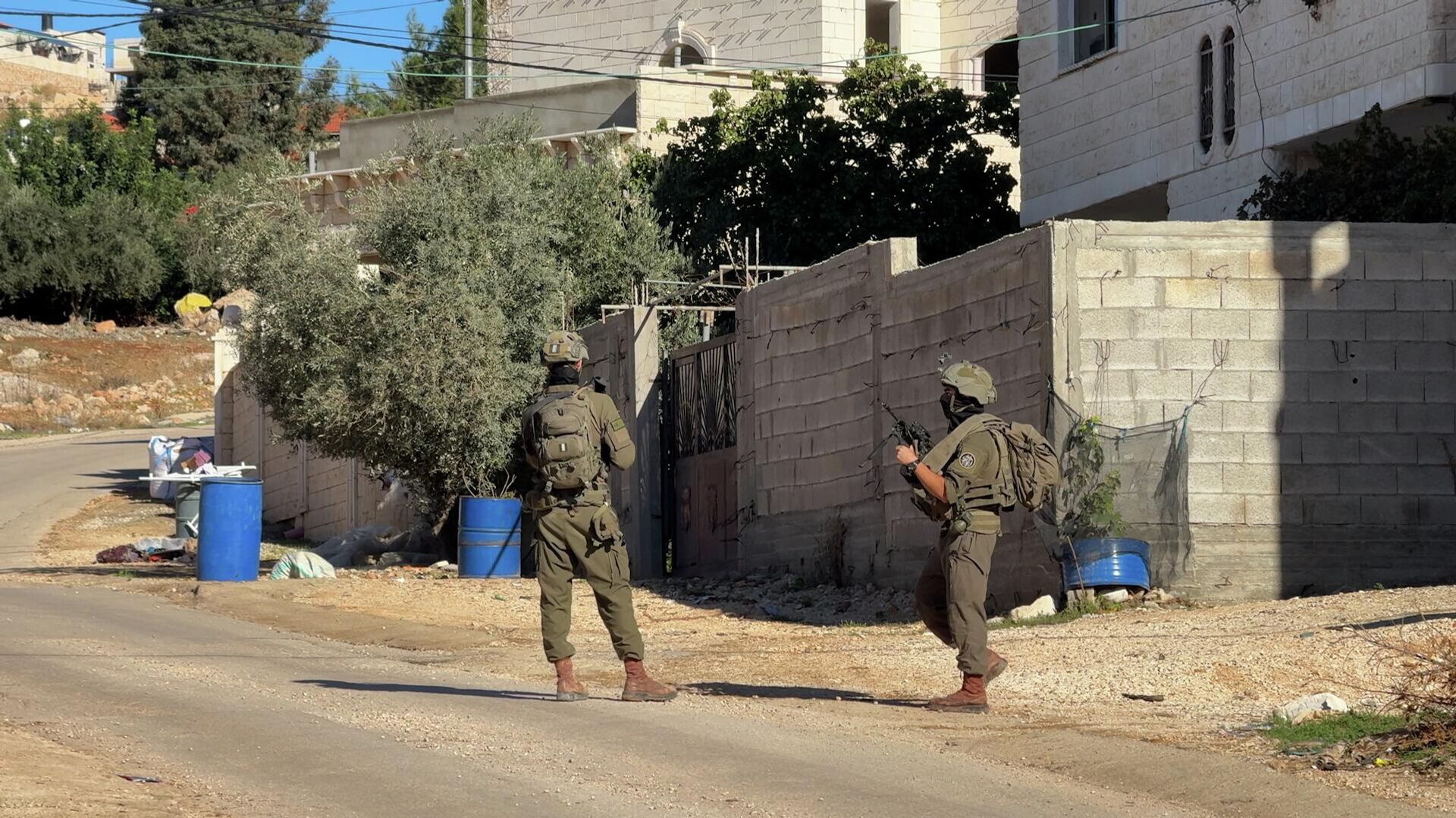 الحجارة الخمسة... عملية عسكرية إسرائيلية شمال الضفة تستمر على وقع الضم وتكريس فرض السيطرة  - سبوتنيك عربي, 1920, 03.12.2025