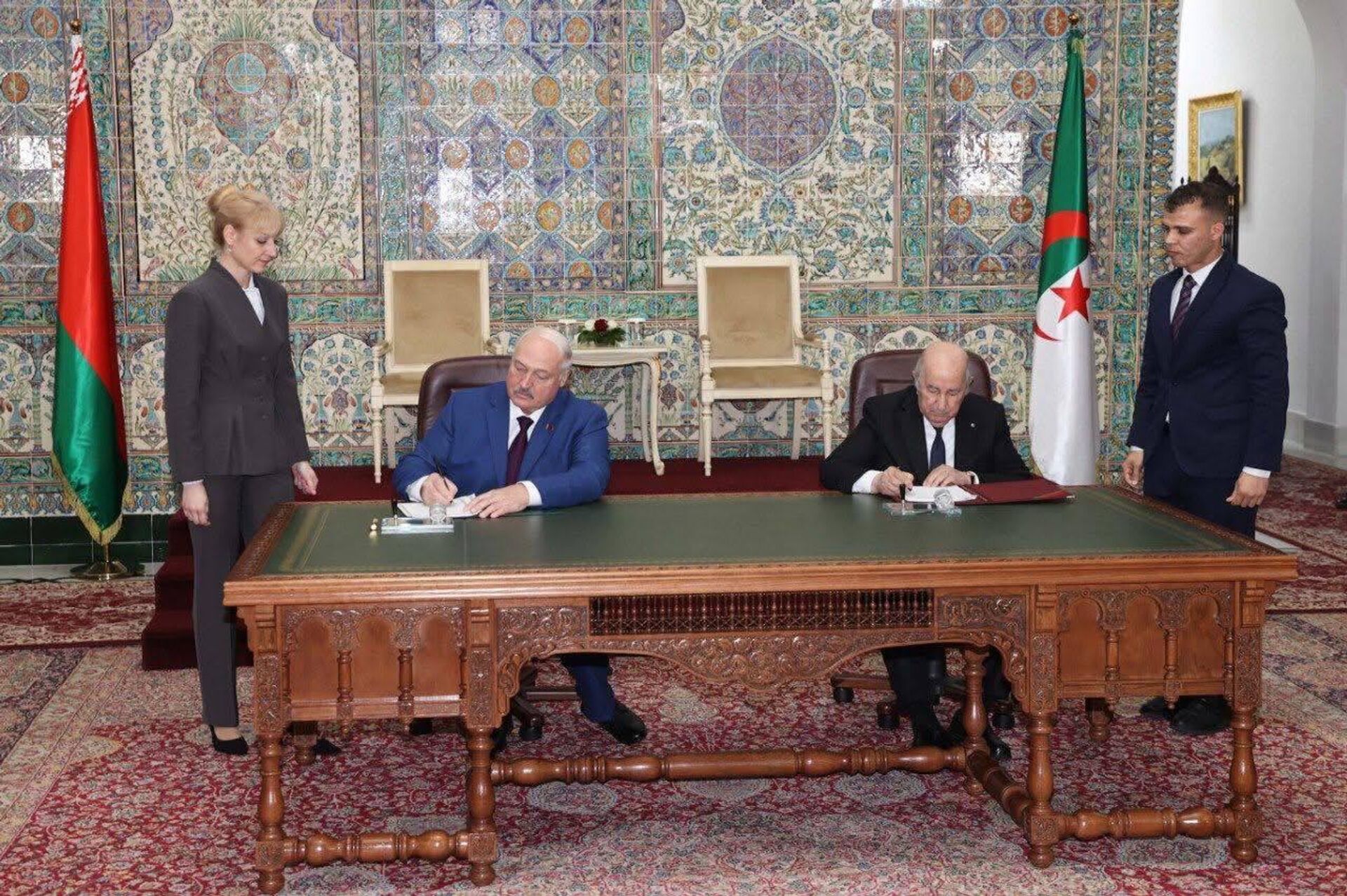 لأول مرة منذ ثلاثة عقود.. شراكة جديدة بين الجزائر وبيلاروسيا - سبوتنيك عربي, 1920, 04.12.2025