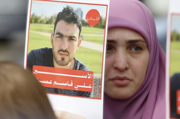 &quot;الحرية للمعتقلين اللبنانيين... اعتصام في بيروت ضد العدوان الإسرائيلي والاغتيالات والتقصير الرسمي&quot; - سبوتنيك عربي