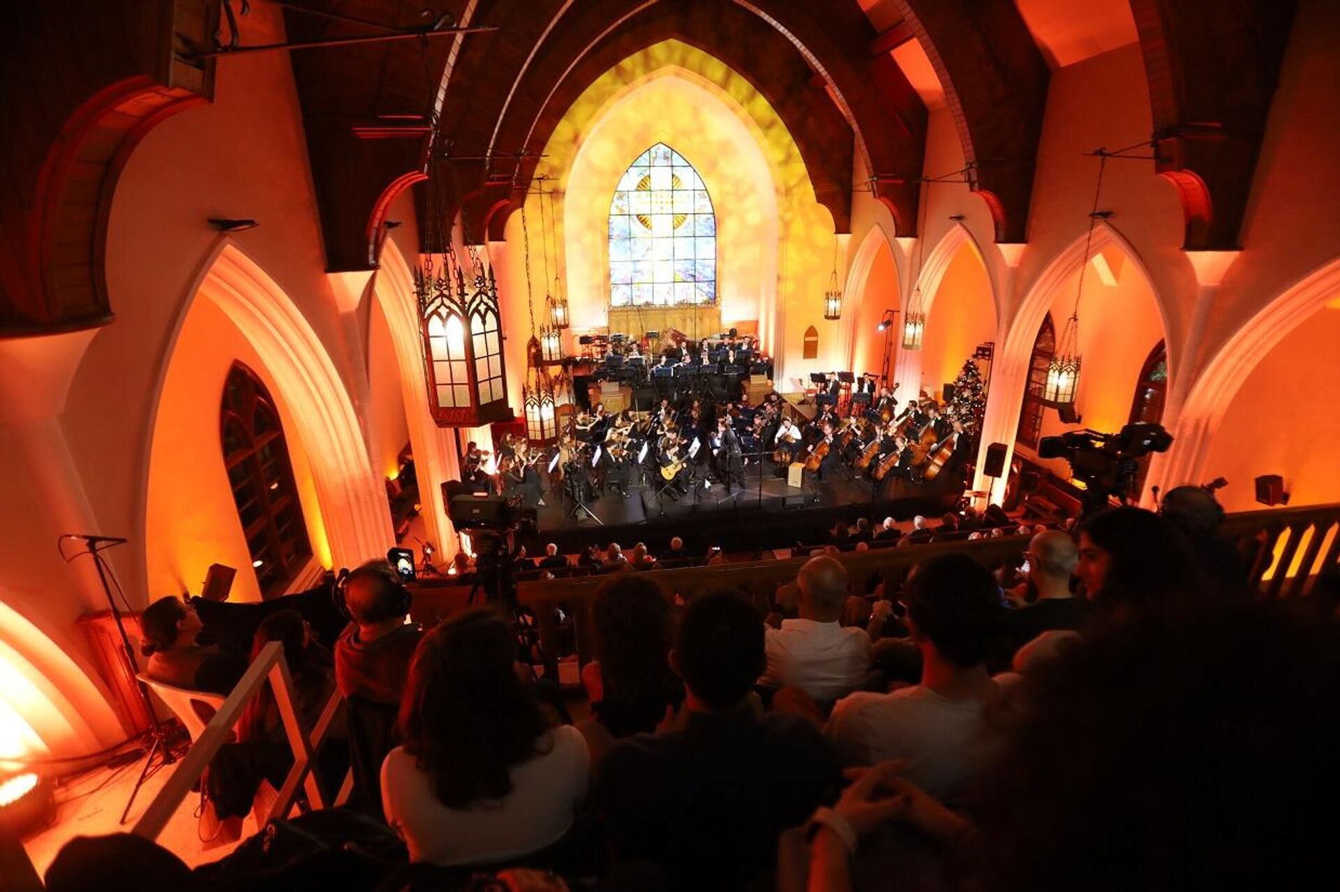  أمسية موسيقية في الكنيسة الإنجيلية الأرمنية الأولى في العاصمة اللبنانية بيروت، 5 ديسمبر/ كانون الأول 2025 - سبوتنيك عربي, 1920, 06.12.2025