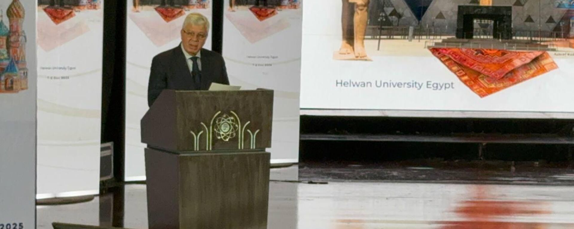 وزير التعليم العالي المصري: المنتدى الخامس للجامعات الروسية والعربية يجسد إرادة مشتركة لتعميق التعاون في مختلف المجالات - سبوتنيك عربي, 1920, 07.12.2025