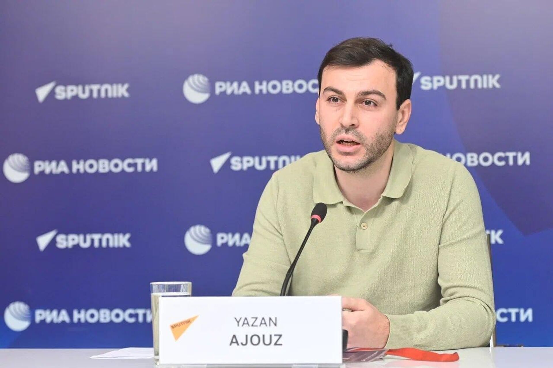 سبوتنيك تنظم ورشة عمل مع اليمن اليوم حول أخلاقيات الذكاء الاصطناعي في العمل الصحفي - سبوتنيك عربي, 1920, 08.12.2025