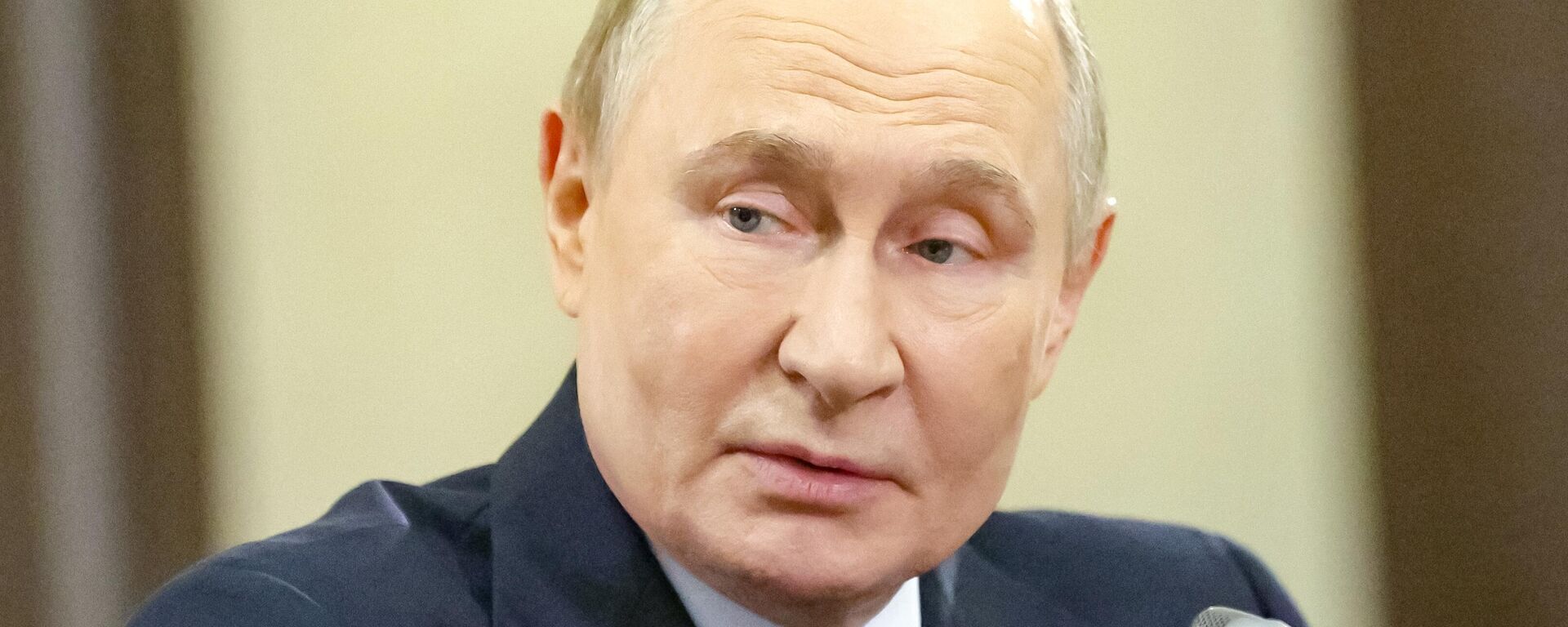 بوتين يشارك في اجتماع مع رؤساء برلمانات الدول الأعضاء في منظمة معاهدة الأمن الجماعي - سبوتنيك عربي, 1920, 08.12.2025