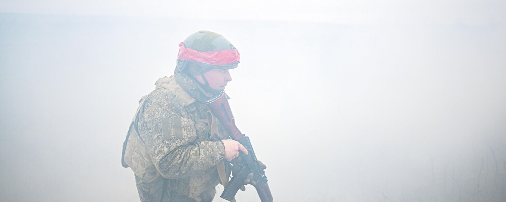 العمل القتالي لأفراد اللواء 123 للبنادق الآلية التابع لقوات مجموعة الجنوب - سبوتنيك عربي, 1920, 14.12.2025