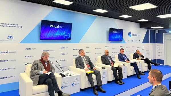 مؤتمر فالداي للحوار بموسكو يبحث مستقبل الأمن الأوراسي في عالم متعدد الأقطاب - سبوتنيك عربي