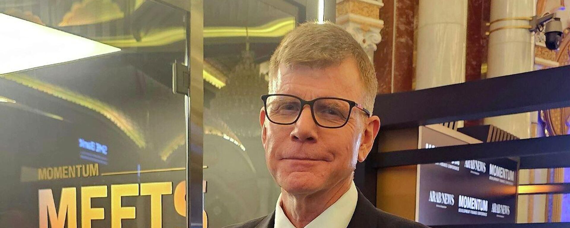 محافظ صندوق التنمية الوطني السعودي ستيفن غروف - سبوتنيك عربي, 1920, 09.12.2025