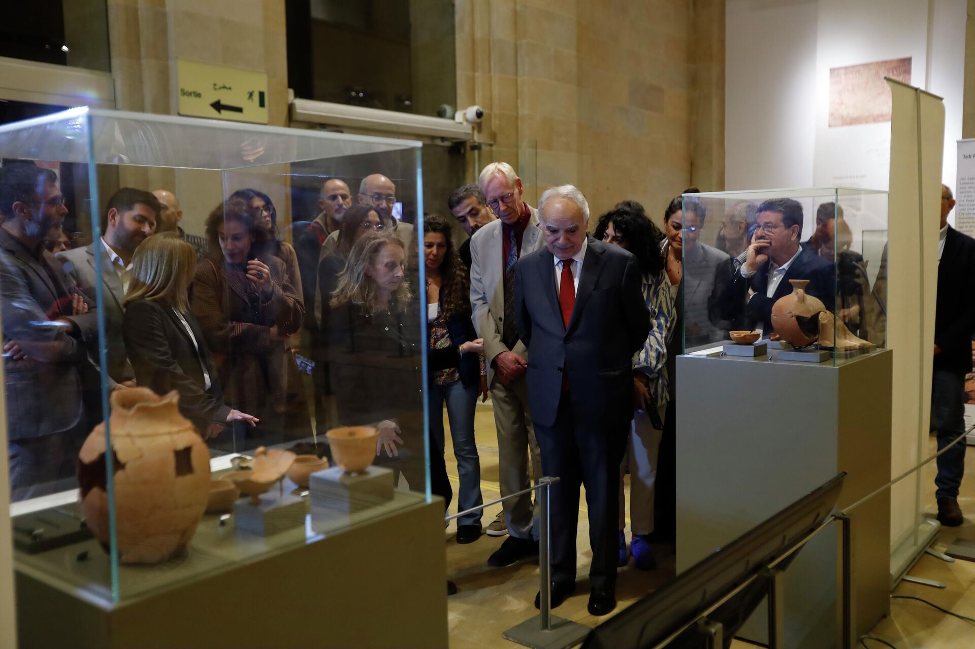 بيروت تعرض قطع أثرية جديدة في معرض يكشف تاريخ الساحل اللبناني - سبوتنيك عربي, 1920, 10.12.2025