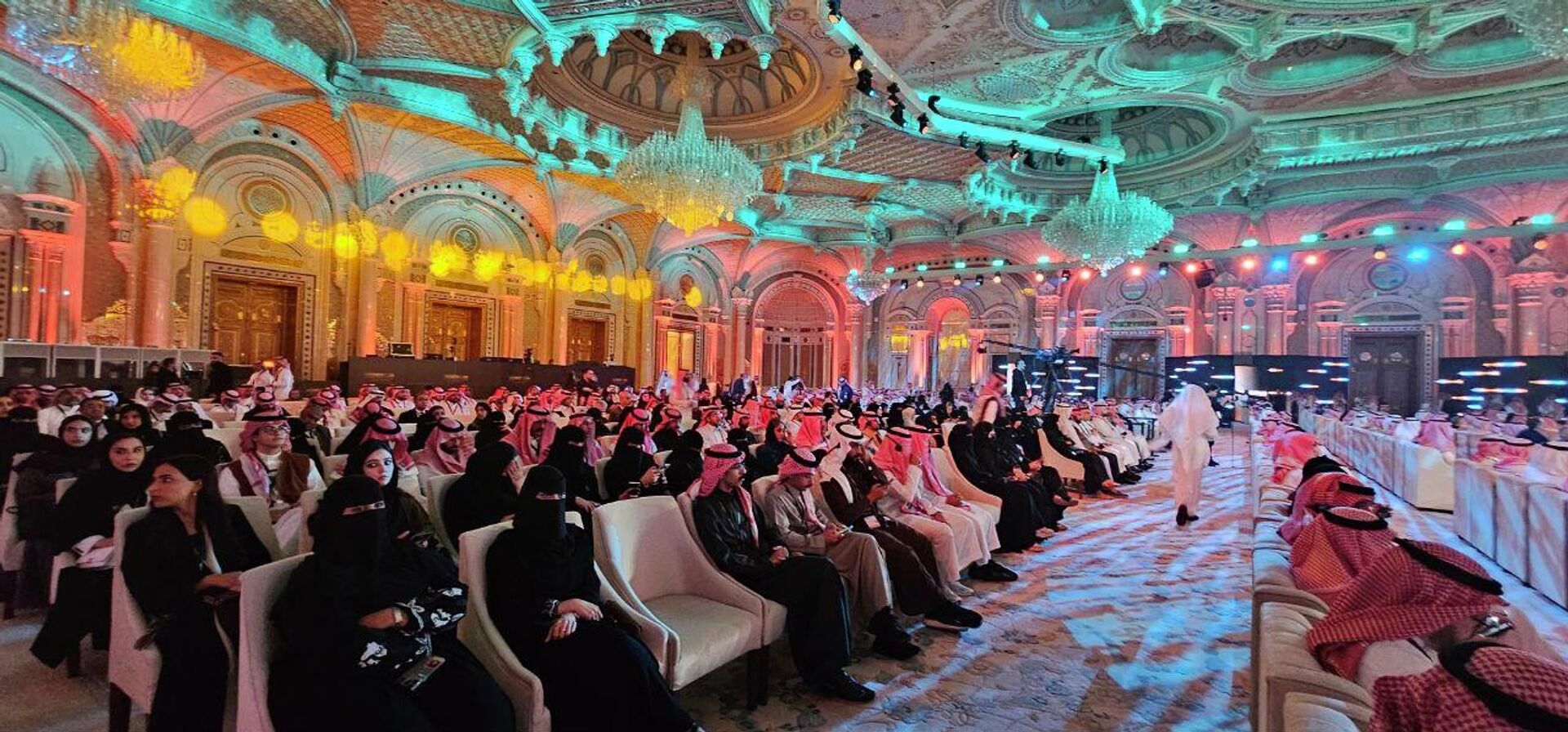 مؤتمر التمويل التنموي بالسعودية - سبوتنيك عربي, 1920, 11.12.2025