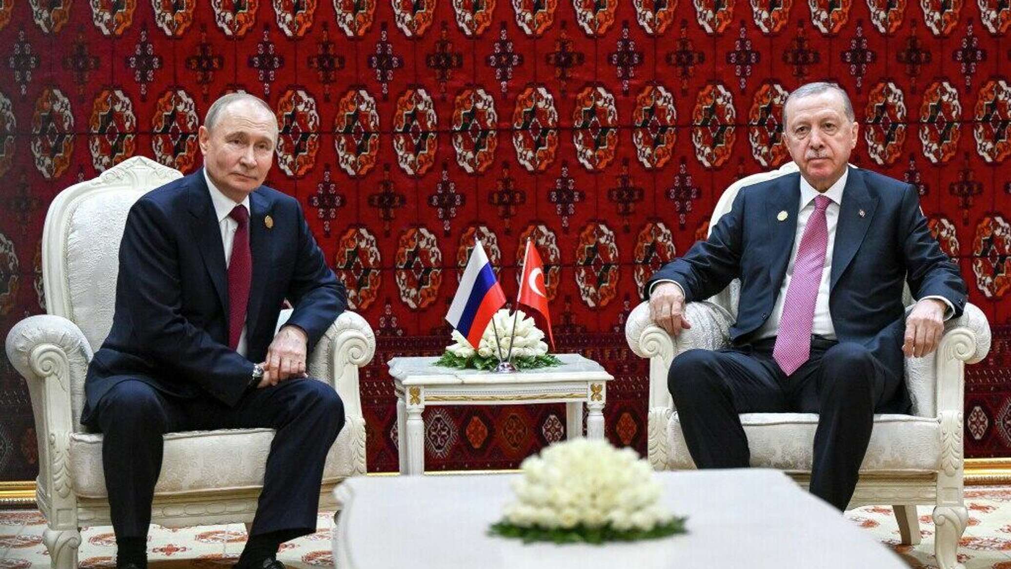 بوتين يجري محادثة هاتفية مع أردوغان