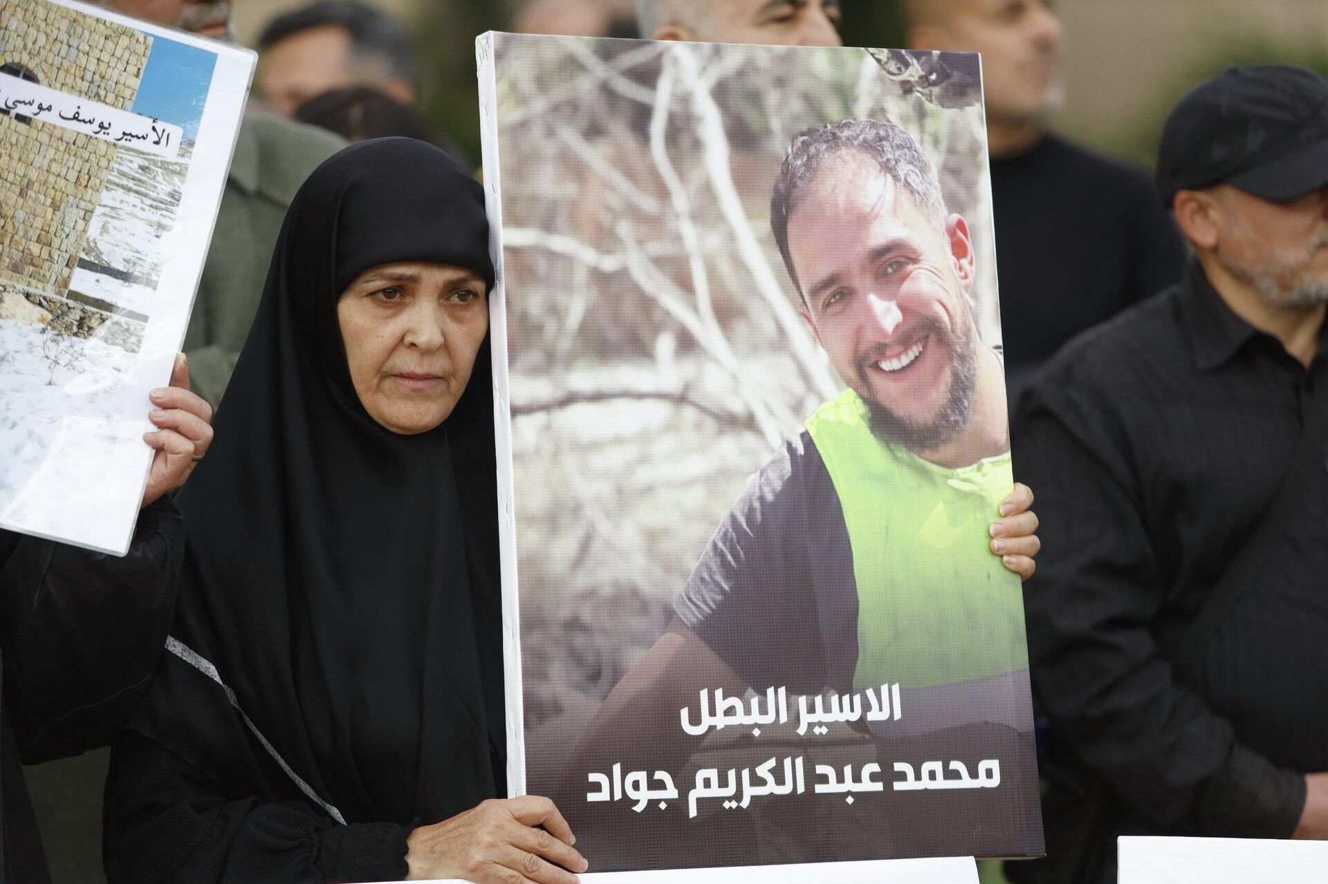 هيئة ممثلي الأسرى والمحررين بالتعاون مع أهالي الأسرى اللبنانيين في السجون الإسرائيلية تنظم اعتصامًا أمام مقر الأمم المتحدة (الإسكوا) في بيروت هيئة ممثلي الأسرى والمحررين بالتعاون مع أهالي الأسرى اللبنانيين في السجون الإسرائيلية تنظم اعتصامًا أمام مقر الأمم المتحدة (الإسكوا) في بيروت - سبوتنيك عربي, 1920, 12.12.2025