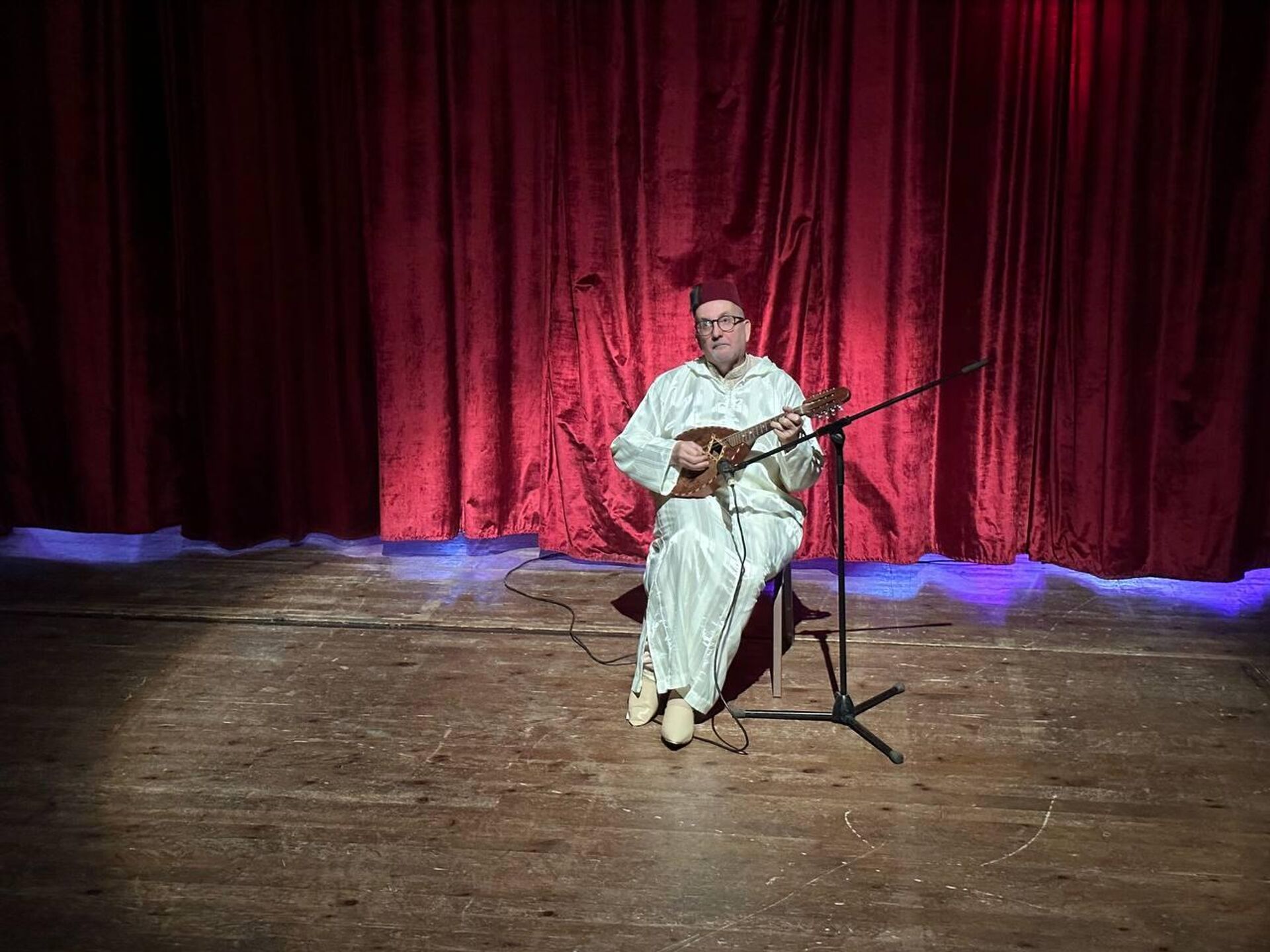 مهرجان الفن الأندلسي في الجزائر …تراث حيوي يأبى الاندثار - سبوتنيك عربي, 1920, 12.12.2025