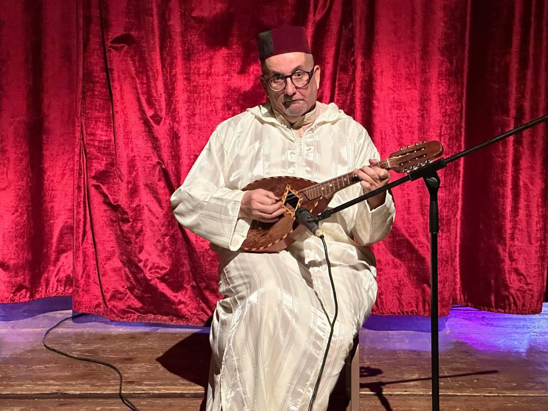 مهرجان الفن الأندلسي في الجزائر …تراث حيوي يأبى الاندثار - سبوتنيك عربي, 1920, 12.12.2025