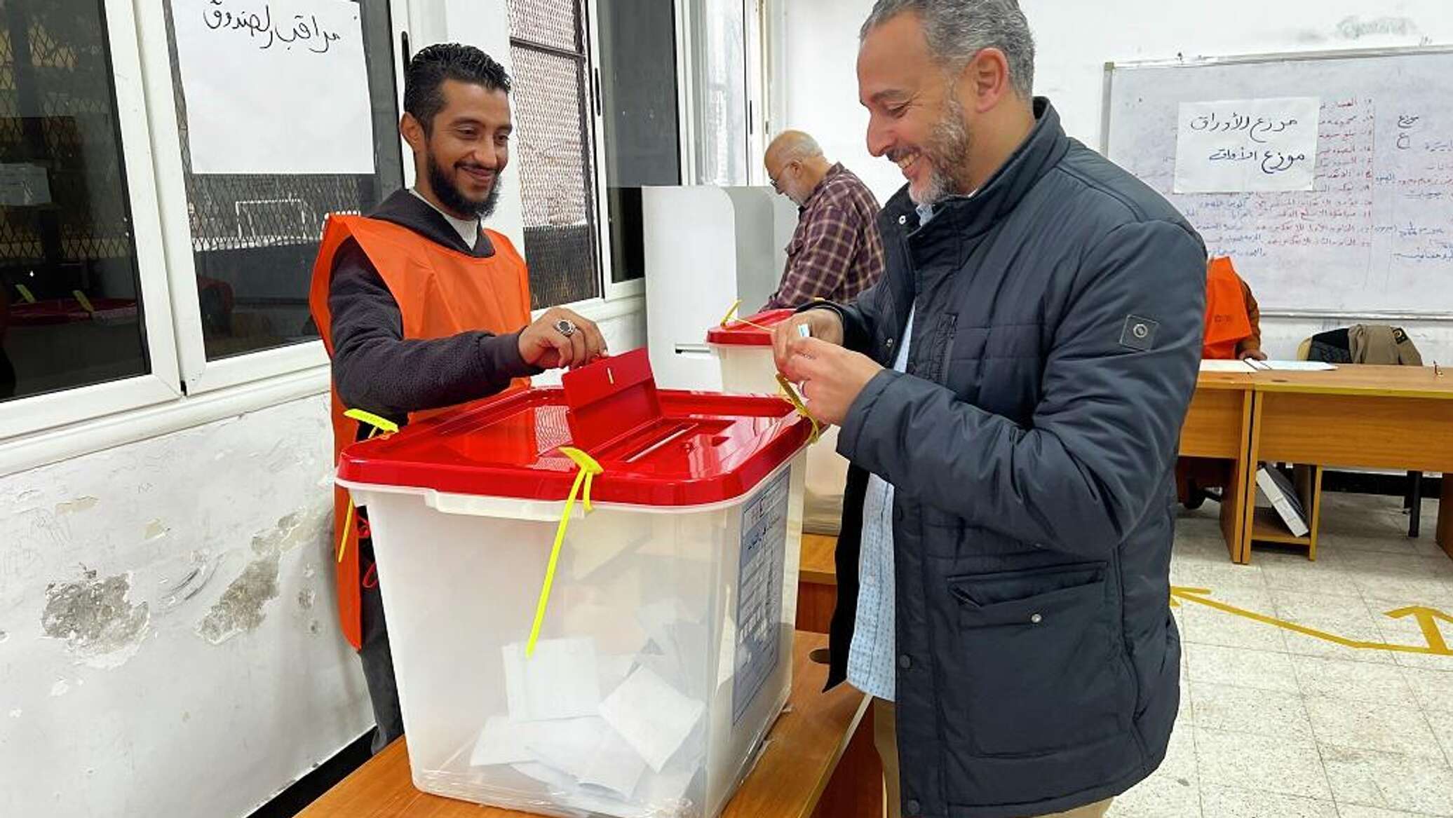 بعد غياب لأكثر من عقد.. انطلاق انتخابات المجالس البلدية في بنغازي وعدد من بلديات شرق ليبيا