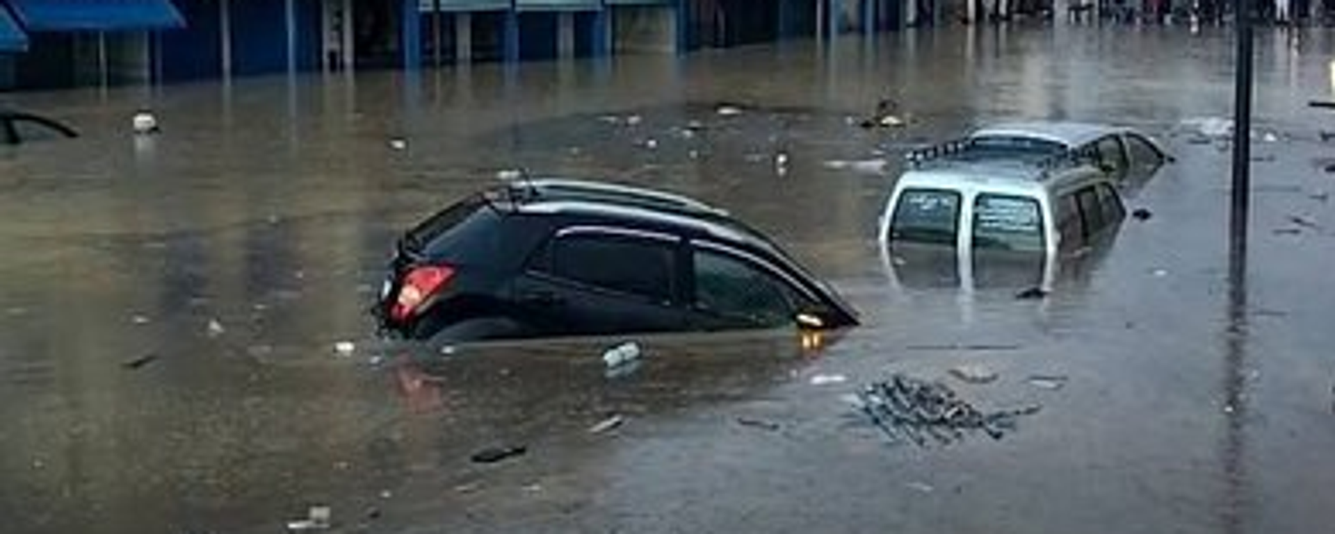 فيضانات تودي بحياة 21 شخصا في المغرب - سبوتنيك عربي, 1920, 15.12.2025