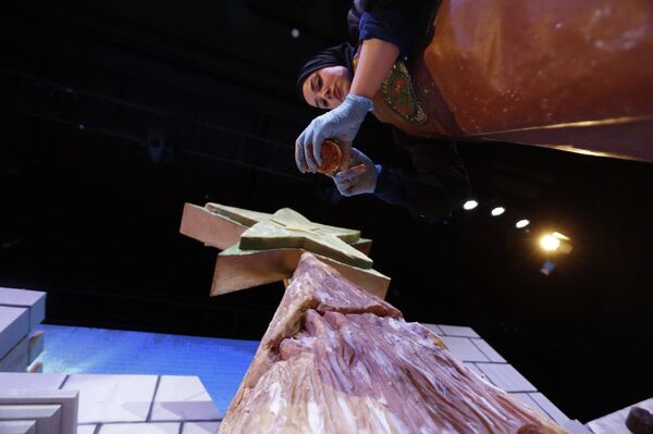 لبنان يكشف عن  أكبر شجرة عيد ميلاد مصنوعة من الصابون الطبيعي في العالم - سبوتنيك عربي