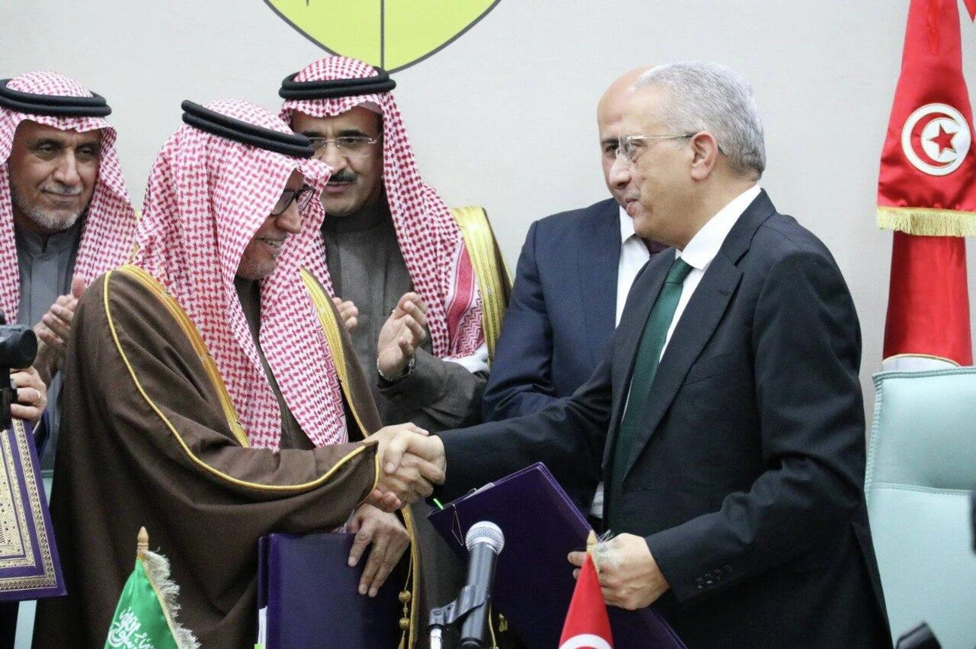 هل يمكن للشراكة السعودية أن تعيد رسم خارطة الاقتصاد التونسي؟ - سبوتنيك عربي, 1920, 15.12.2025