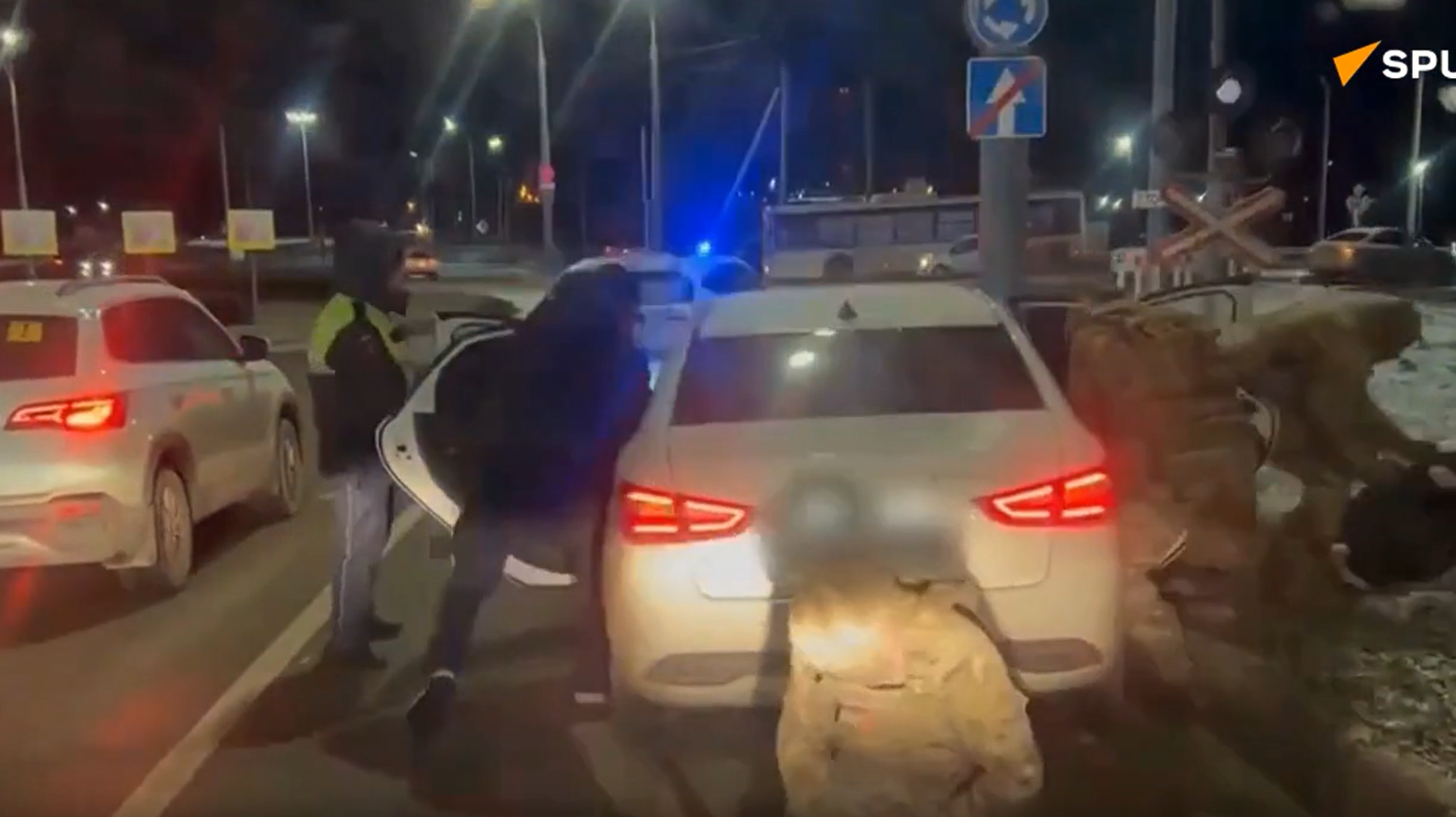 لحظة قبض الأمن الفيدرالي الروسي على مجموعة خططت لتفجير خط أنابيب نفط في مقاطعة ليبيتسك