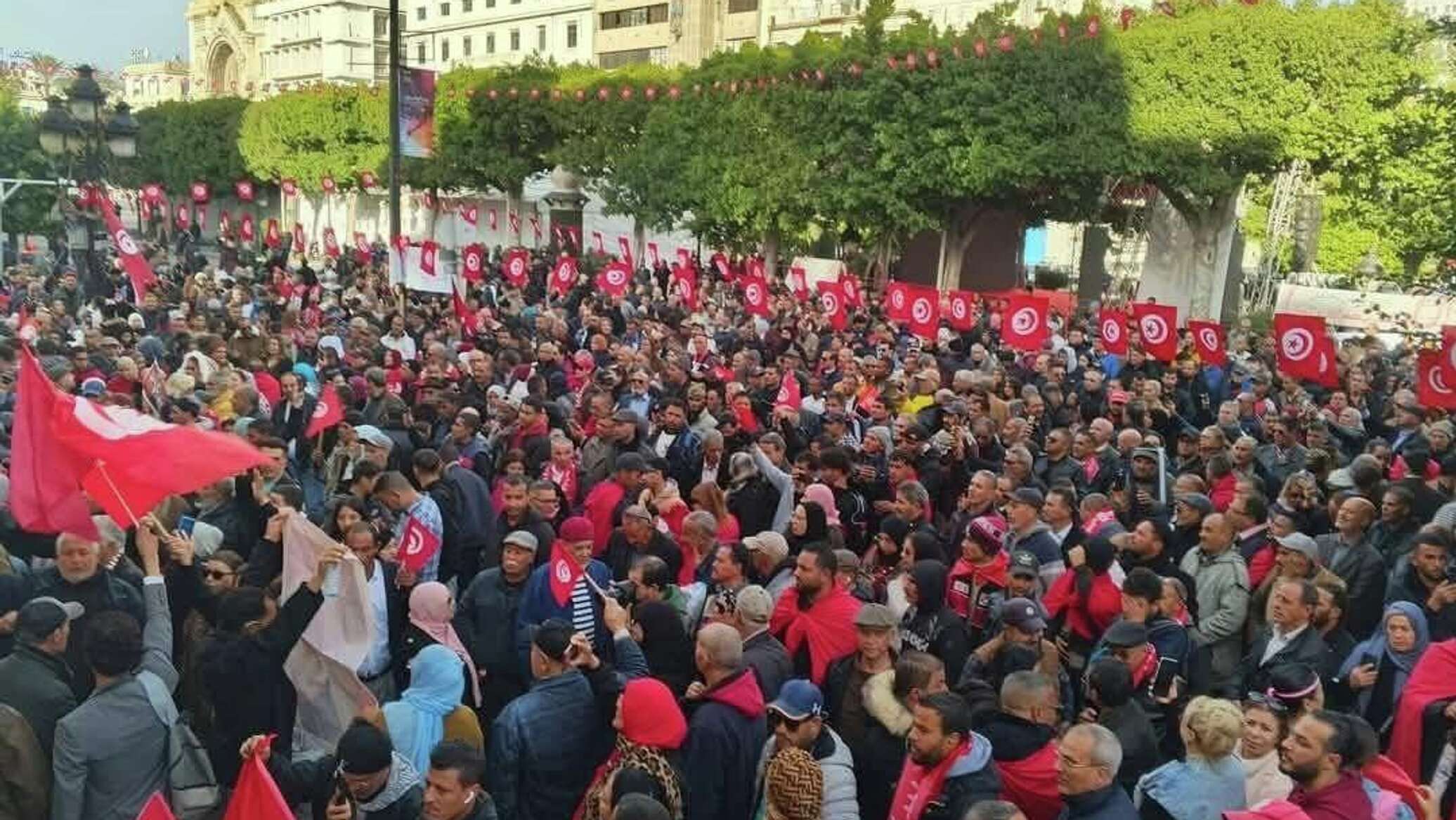 بعد 15 عاما على اندلاعها... الثورة التونسية بين المنجز والمؤجل