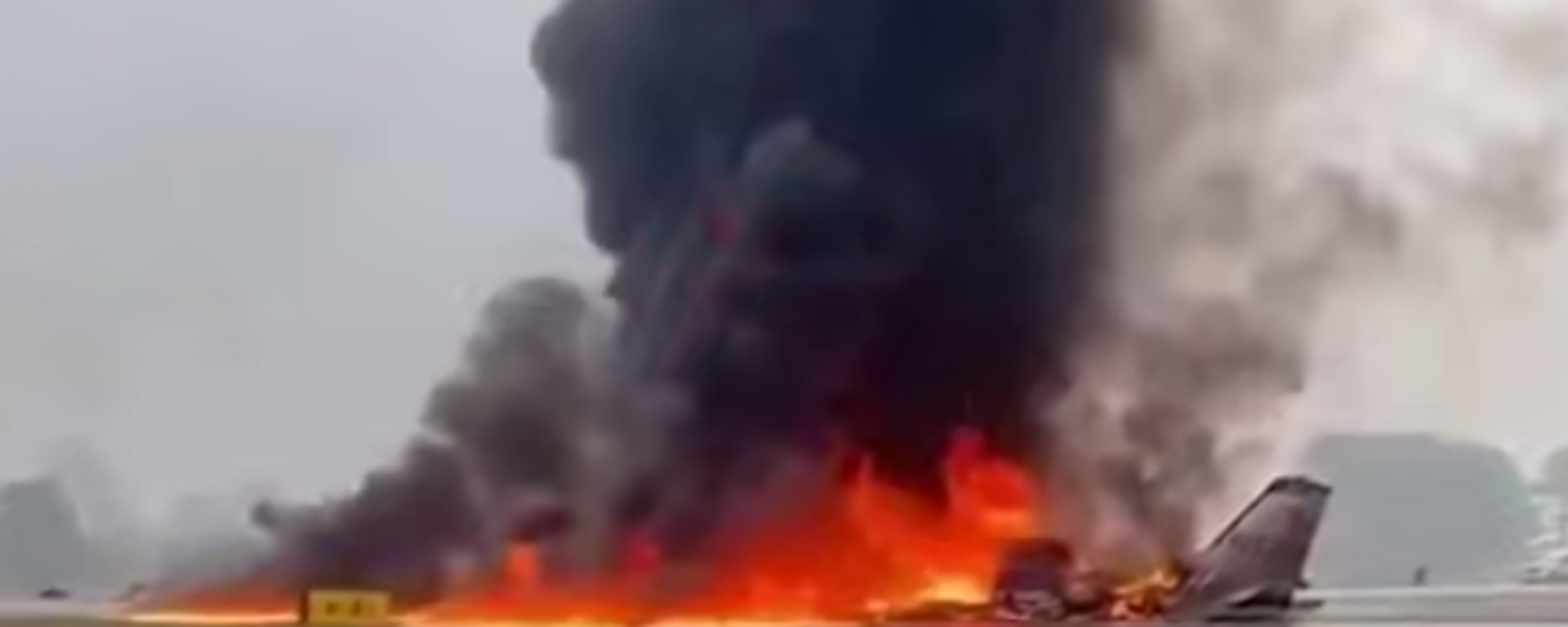 قتلى في تحطم طائرة في مطار مدينة ستيتسفيل الأمريكية - سبوتنيك عربي, 1920, 19.12.2025