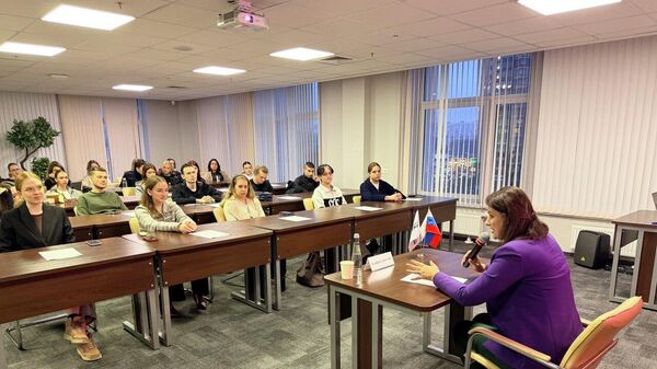 بمشاركة سبوتنيك..الأكاديمية الرئاسية في موسكو تستضيف محاضرة عن الإعلام الدولي  - سبوتنيك عربي