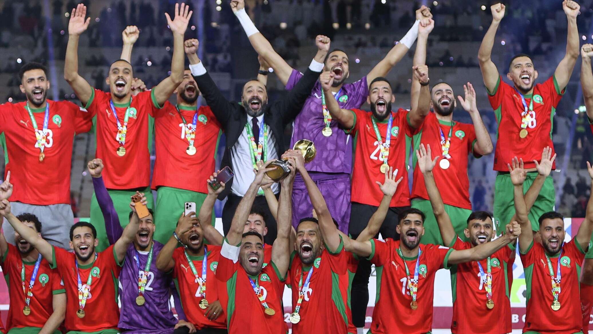 لاعبان من المنتخب الأردني يردان على فيديو عدم مصافحتهما مدرب المغرب في ختام "كأس العرب"