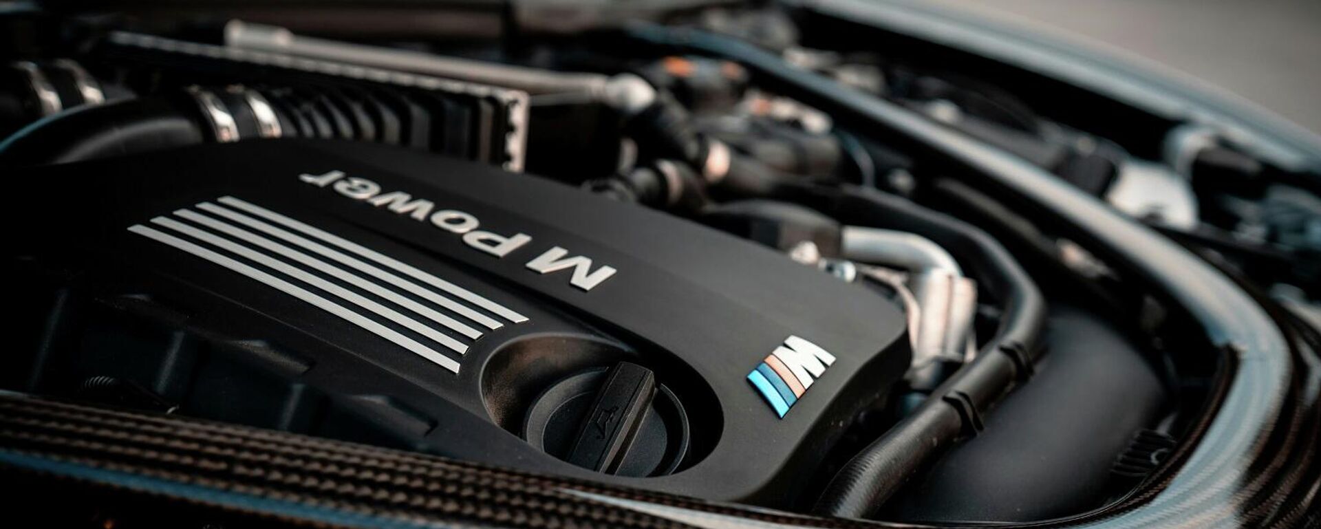 محرك سيارة - سبوتنيك عربي, 1920, 21.12.2025