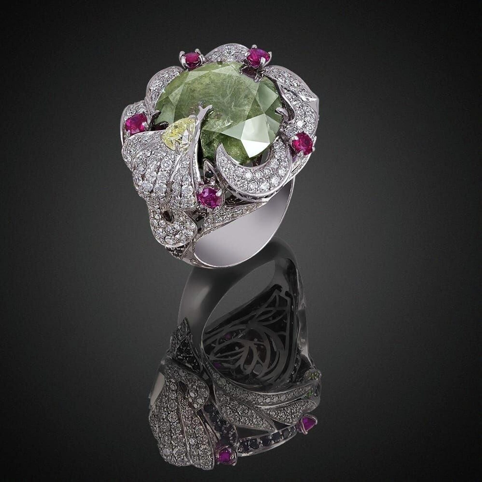 شركة روسية تعرض ماسة خضراء نادرة في العالم - سبوتنيك عربي, 1920, 22.12.2025