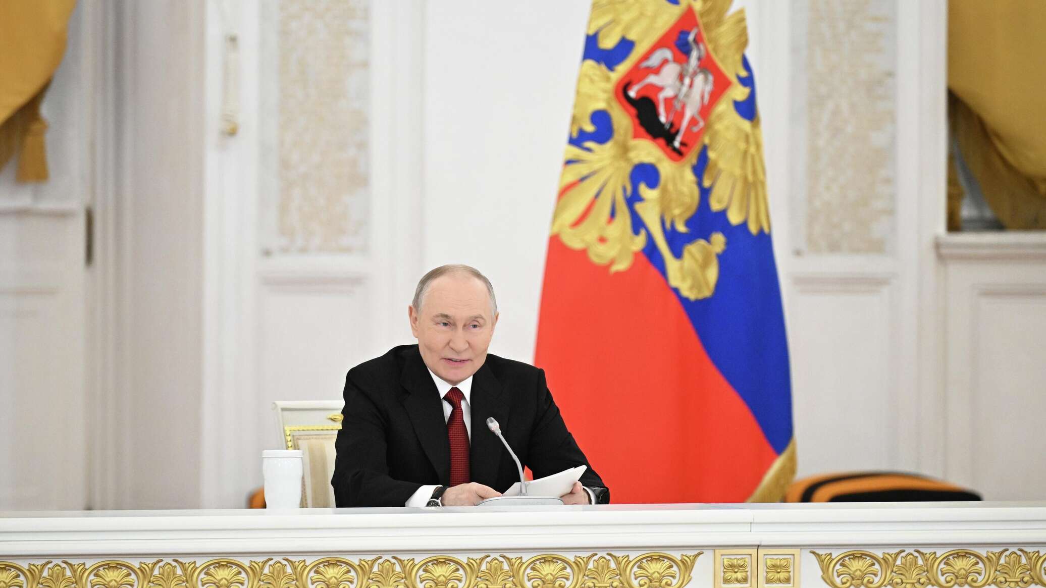 بوتين: يتعين علينا إجراء تغيير جذري في منظومة إعداد الكوادر البشرية لمواكبة تطور الذكاء الاصطناعي