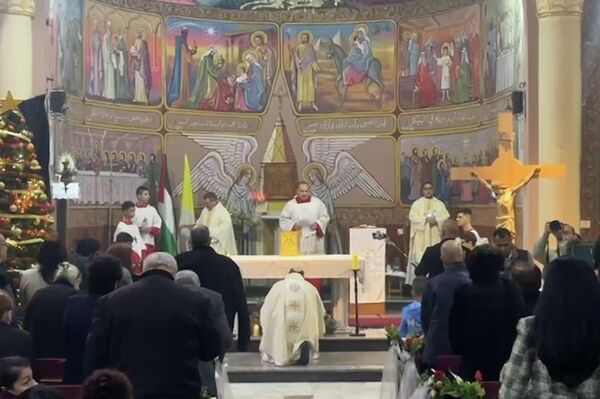 مسيحيو غزة يحيون الميلاد بعد عامين من الحرب 
 - سبوتنيك عربي