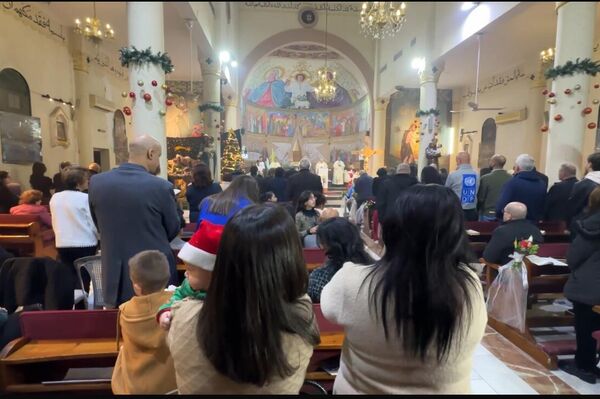 مسيحيو غزة يحيون الميلاد بعد عامين من الحرب - سبوتنيك عربي