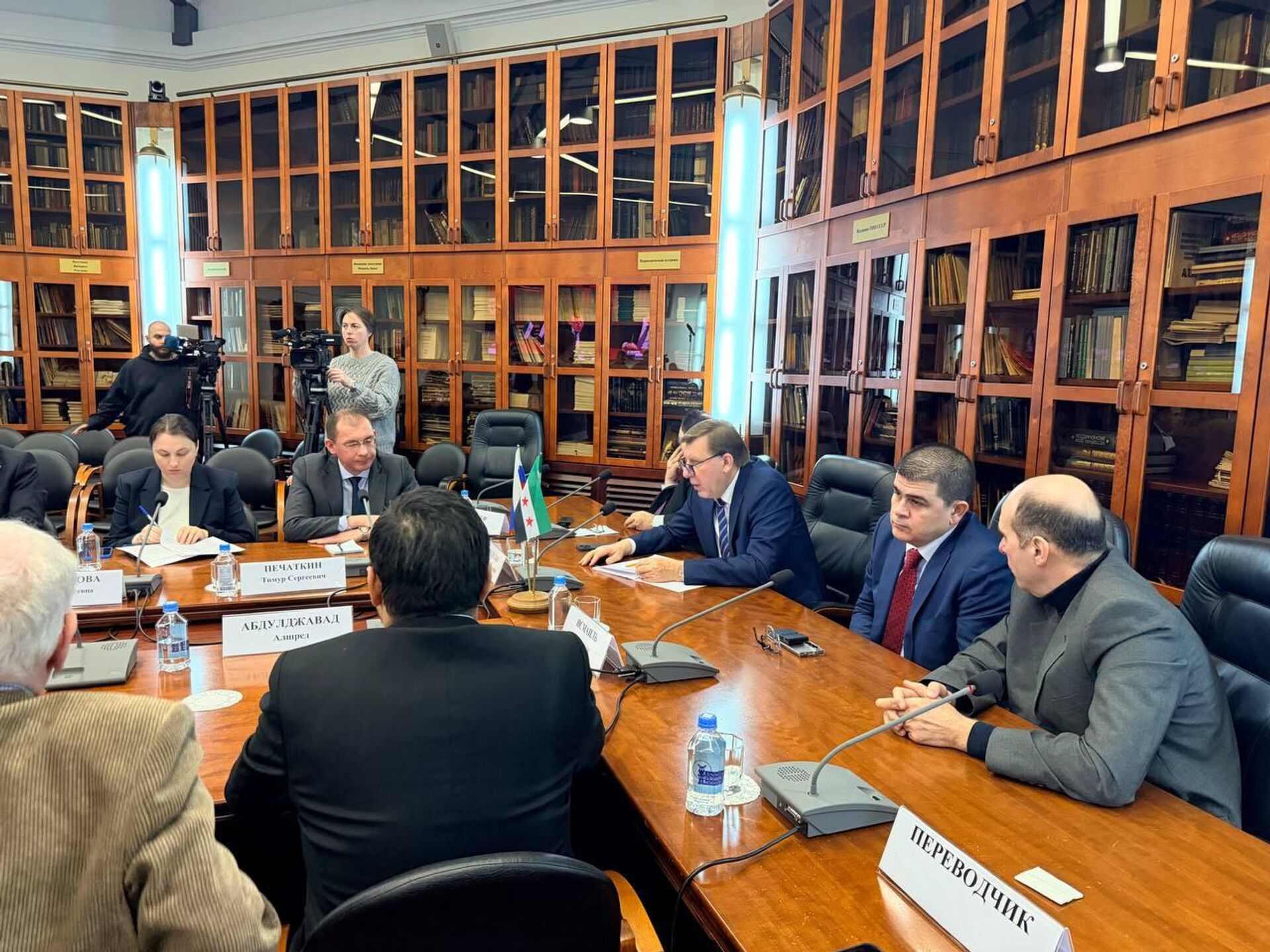 موسكو تستضيف اجتماعا لمجلس الأعمال الروسي-السوري لأول مرة منذ رحيل الأسد - سبوتنيك عربي, 1920, 25.12.2025