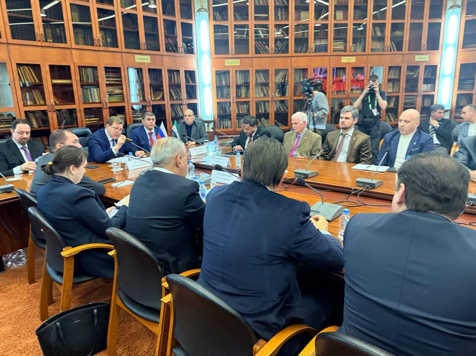 موسكو تستضيف اجتماعا لمجلس الأعمال الروسي-السوري لأول مرة منذ رحيل الأسد - سبوتنيك عربي, 1920, 25.12.2025