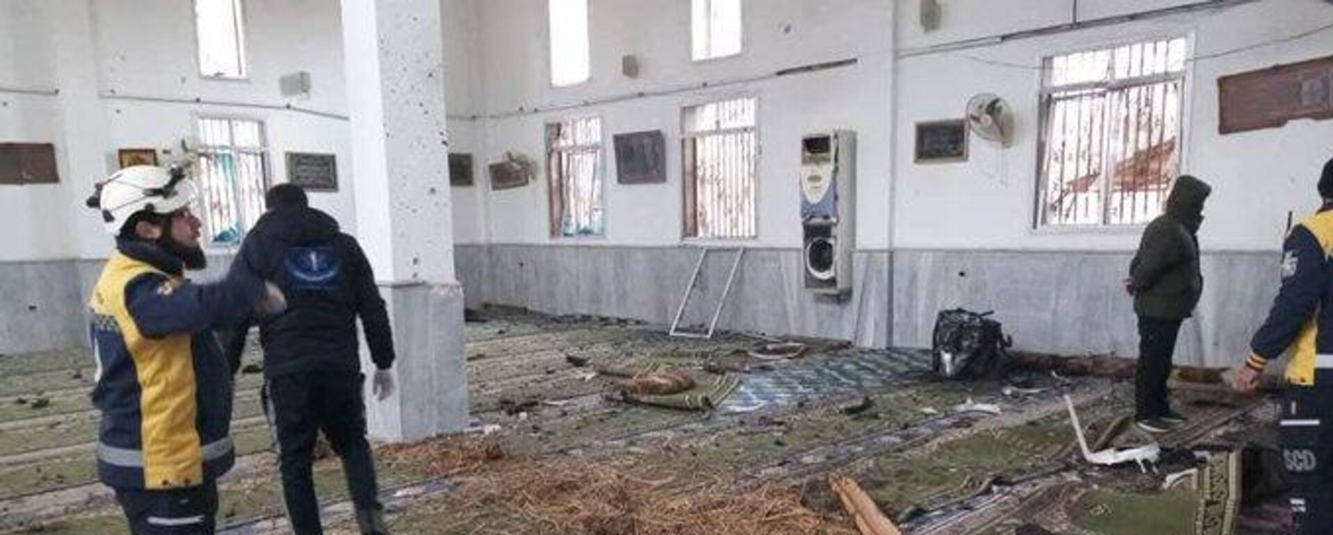  التفجير الذي استهدف مسجد الإمام علي بن أبي طالب في مدينة حمص وسط سوريا - سبوتنيك عربي, 1920, 27.12.2025