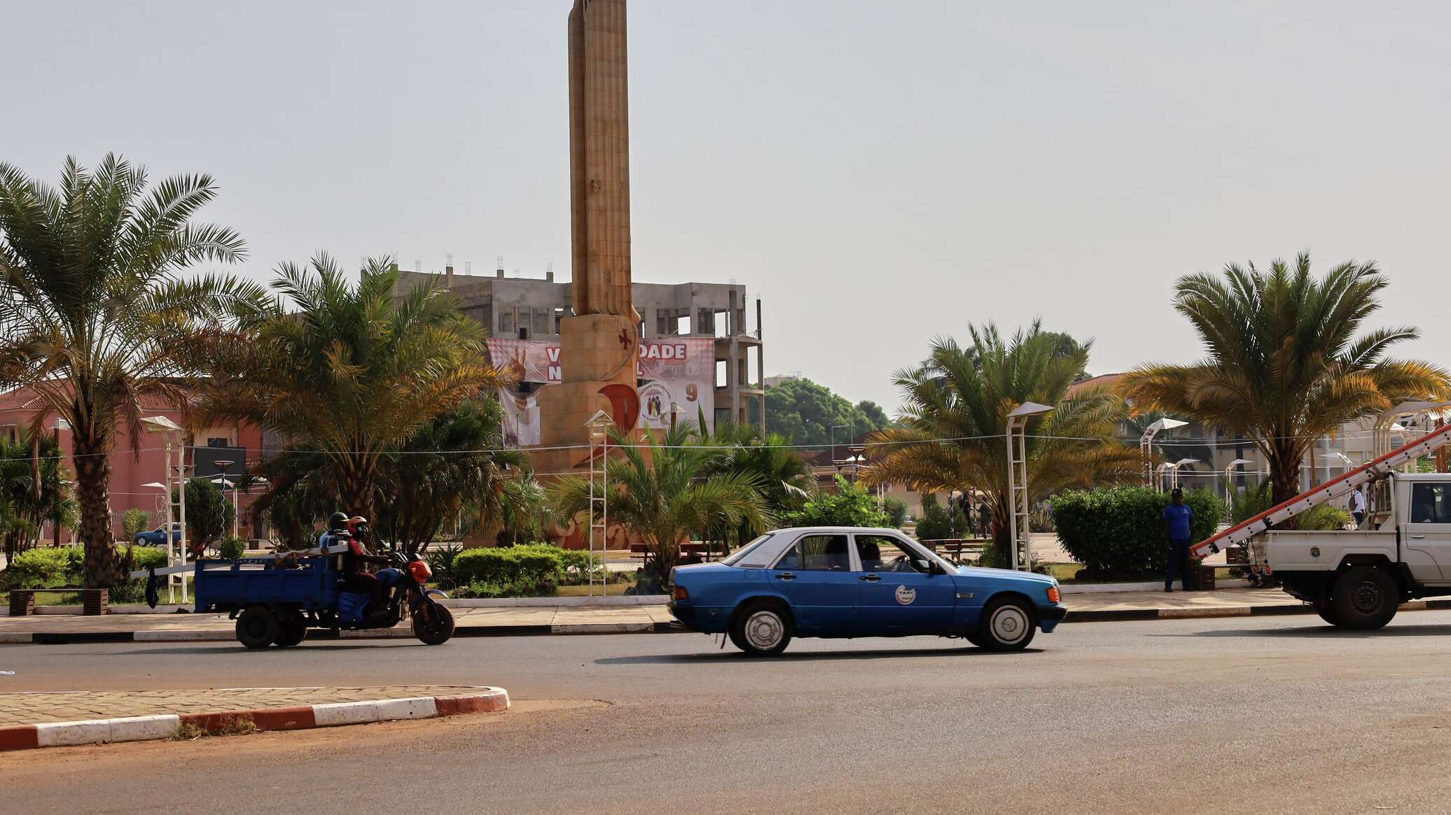 غينيا تشهد اليوم أول انتخابات رئاسية منذ الانقلاب العسكري عام 2021