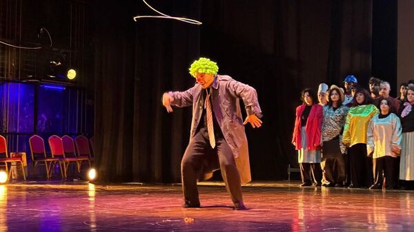 المخرج  أحمد رزاق لسبوتنيك:المسرح الجزائري يعاني نقص الميزانية والجمهور هو الحكم وليس النقاد - سبوتنيك عربي