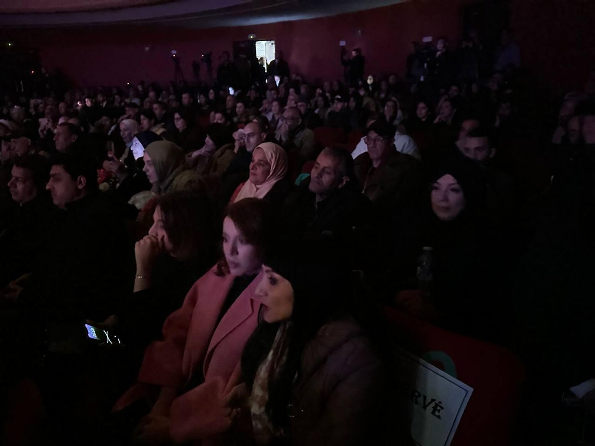 المخرج  أحمد رزاق لسبوتنيك:المسرح الجزائري يعاني نقص الميزانية والجمهور هو الحكم وليس النقاد - سبوتنيك عربي, 1920, 31.12.2025